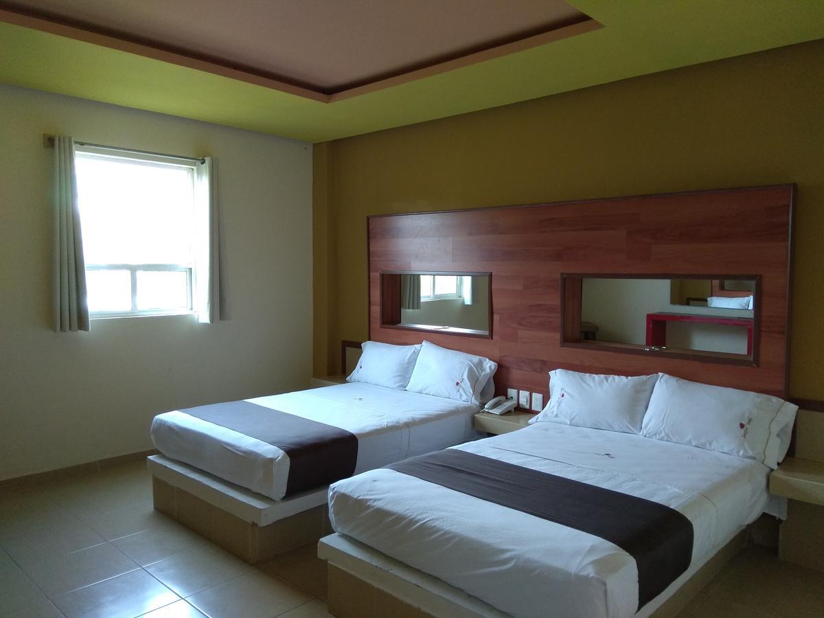 Hotel Rubi Manzanillo Exterior foto